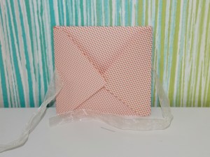 Umschlag Orange Außen