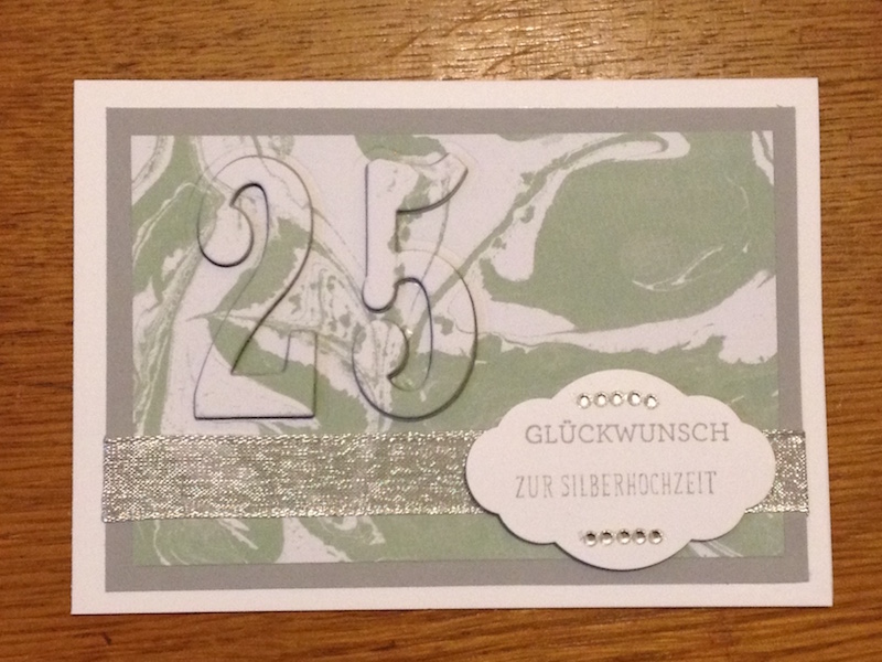 Karte zur Silbernen Hochzeit mit der Floating Letters Technik