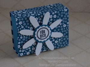 Schachtel nach dem Streichholzprinzip in den Farben: Jeansblau, Smaragdgrün, Pfirsich Pur, Zarte Pflaume und Flamingorot.