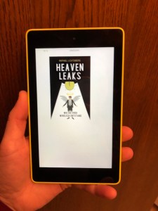 Rezension: Heaven Leaks von Raphael Lichtenberg – Kerstins Kartenwerkstatt