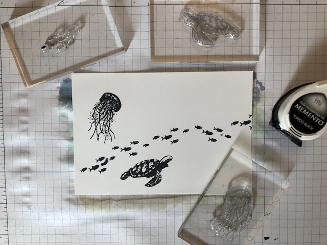 Bilder zur Anleitung der Stempeltechnik mit Rubbelkrepp bzw. Masking Marker