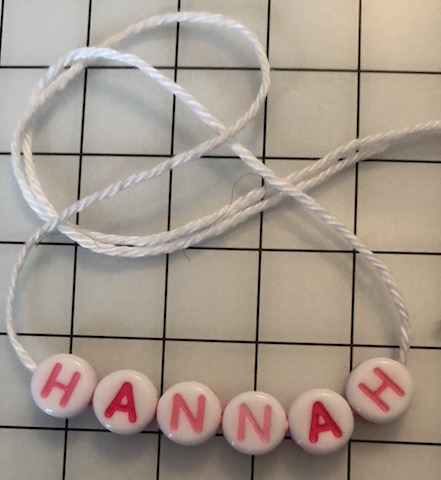 Babykarte für Hanna mit Kette und New Wonders