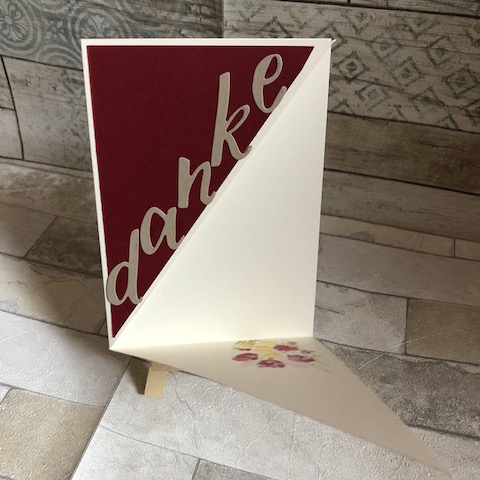 Blumenstrauß zum Dank als Diagonale Faltkarte von Kerstins Kartenwerkstatt