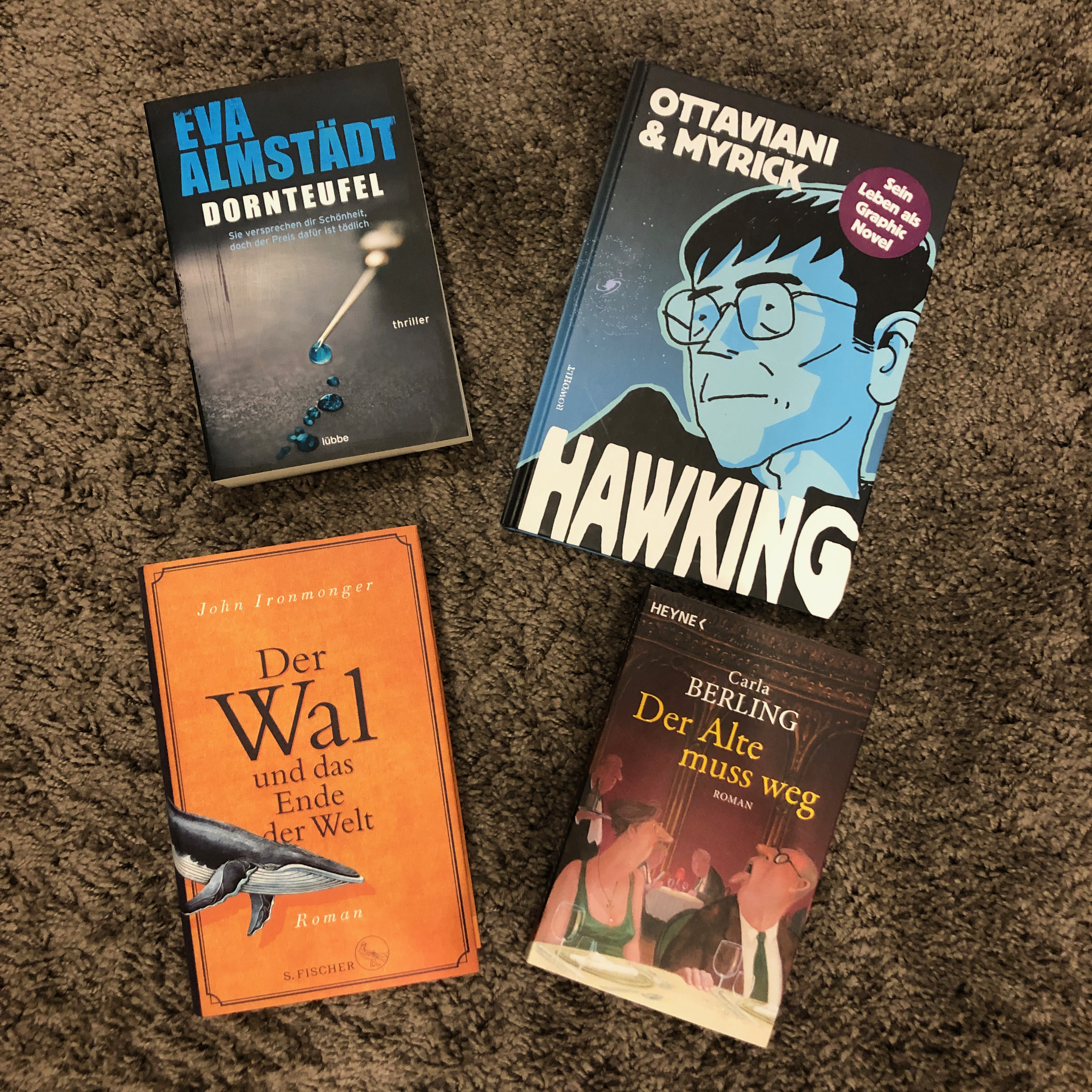 Foto von 4 Büchern, die ich in 2022 lesen möchte