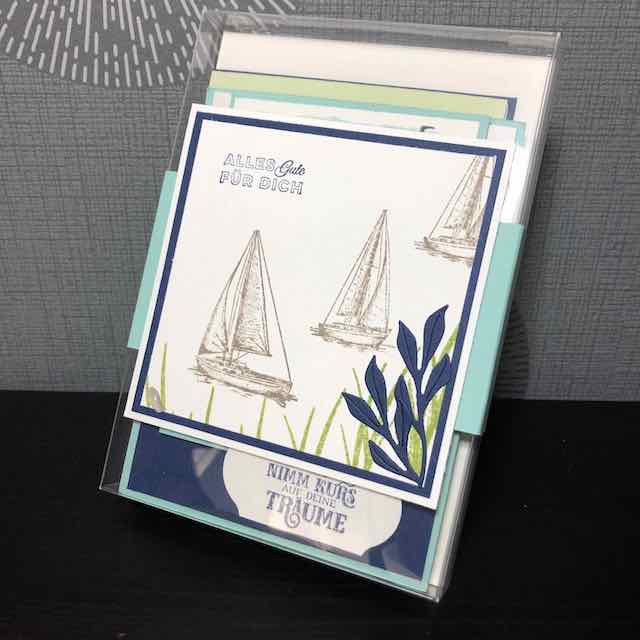 Acrylbox mit selbstgebastelten maritimen Karten