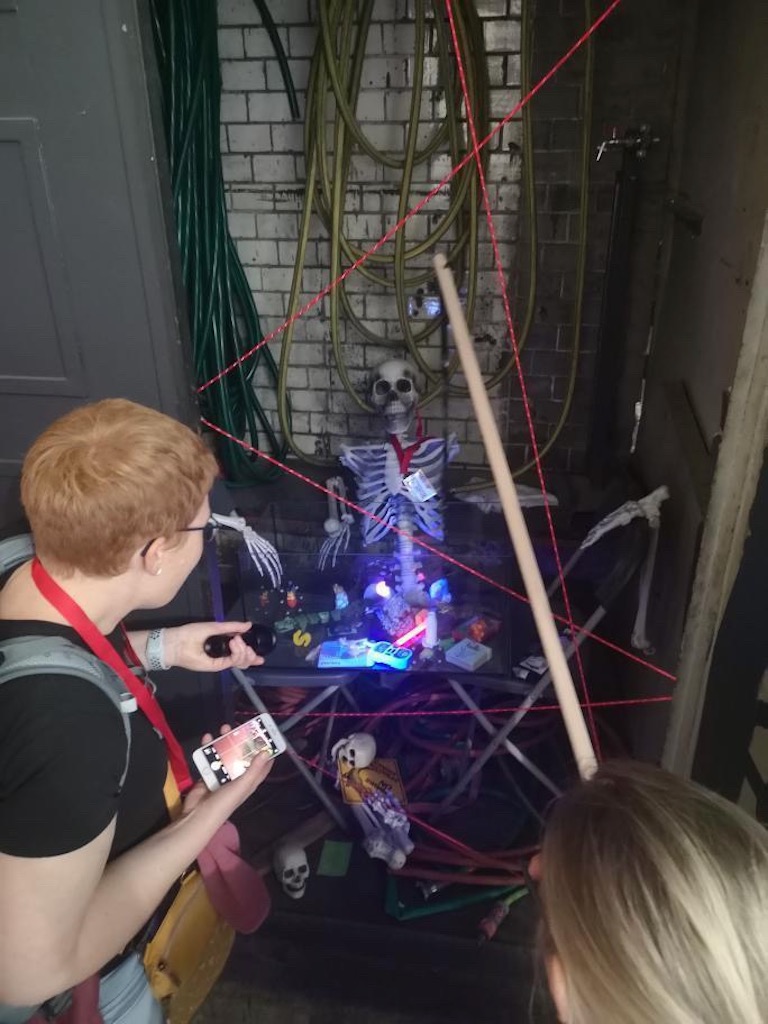 Auf der Suche nach dem ABC-Killer mit Sherlock Homealone alias Christian Friedrich einem Autor der Drei ??? auf der Buch Berlin 2022