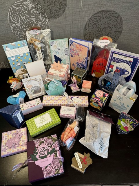 Diese kleinen Präsente bzw. Swaps bekam ich beim Teamtreffen in Jever 2023