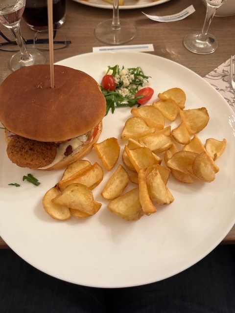Veggie Burger im Löwenbräu in Jever