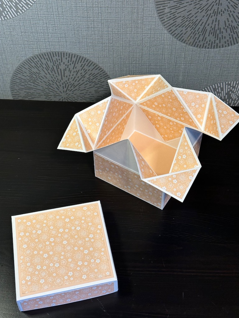 Napkin Fold Box gebastelt mit Produkten von Stampin Up.