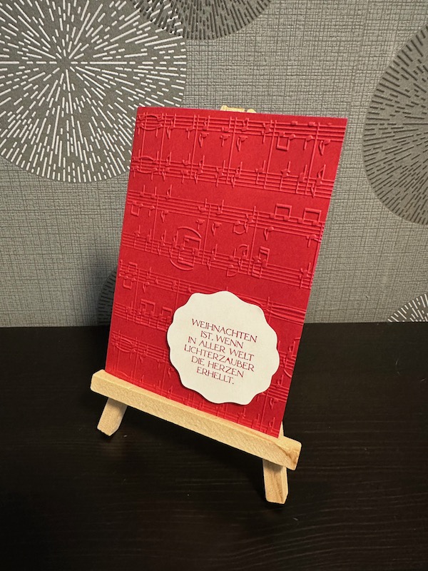 Weihnachtskarte mit Prägung für Weihnachten 2023 erstellt mit Produkten von Stampin Up