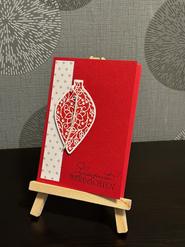 Weihnachtskarte in Glutrot mit Zapfen gebastelt von Kerstins Kartenwerkstatt mit Material von Stampin Up