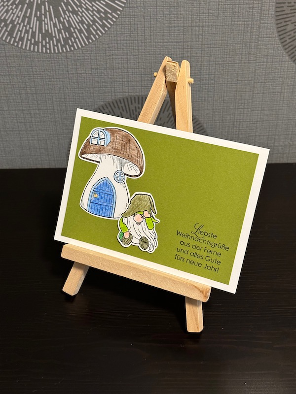 Weihnachtskarte mit Wichtel in Olivgrün gebastelt von Kerstins Kartenwerkstatt mit Material von Stampin Up
