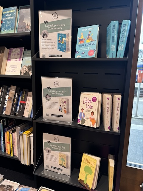 Lesetipp aus der Book Circle Community zum Roman: The Love Code von Susannah Nix. Die Fotos entstanden in Züricher Orell Füssli Buchhandlungen.
