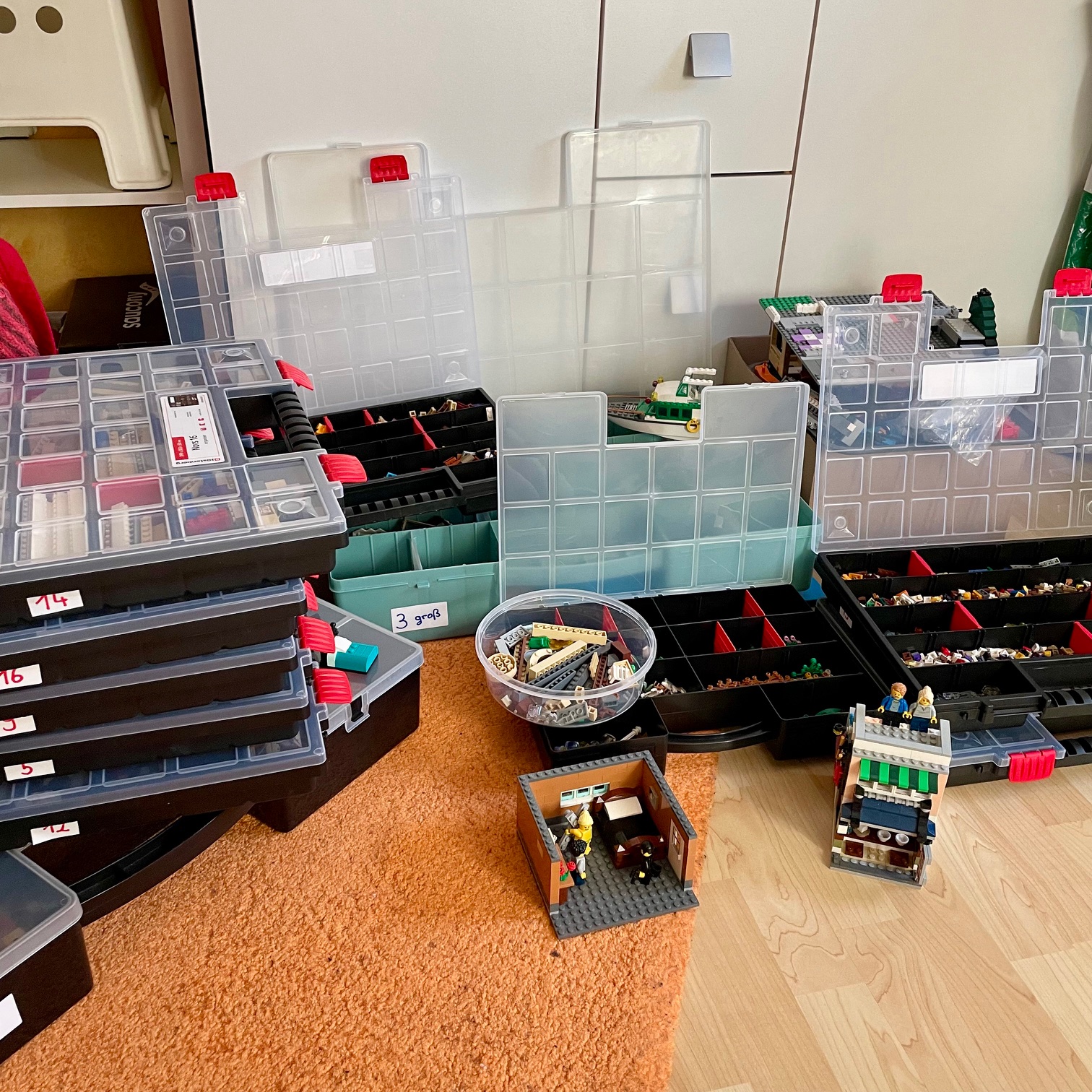 Lego Vorrat der Buchbloggerin Marion Becker alias becki liebt lesen