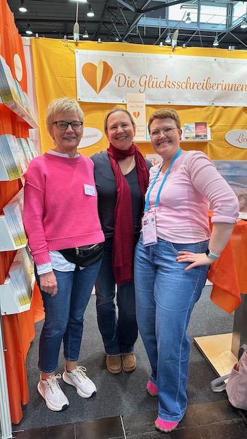 Foto von Kerstin und Katharina Mosel und Natascha Birovljev