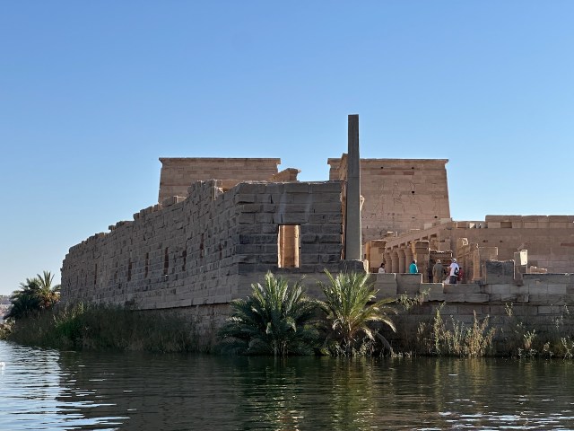 Fotos von der Nilkreuzfahrt 2025 hier der Isis Tempel