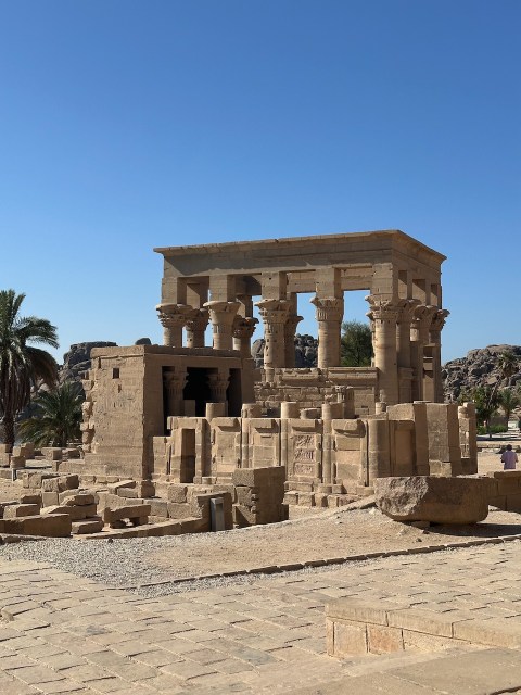 Fotos von der Nilkreuzfahrt 2025 hier der Isis Tempel